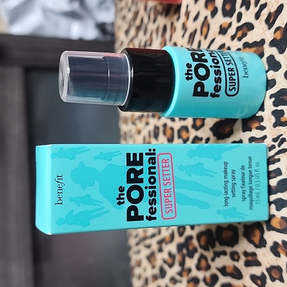 Benefit the Porefessional mini setting spray